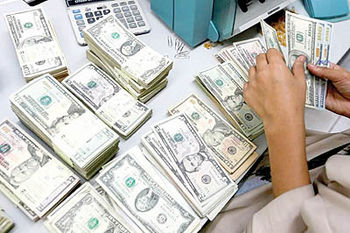 تعیین قیمت دلار در بازار تعیین قیمت دلار در بازار